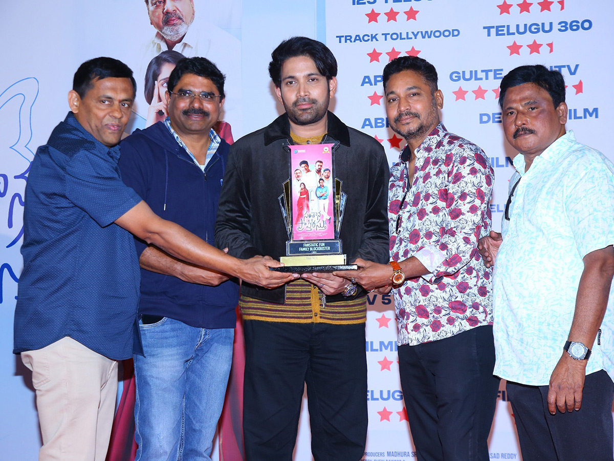 Santhana Prapthirasthu Success Meet Photos11