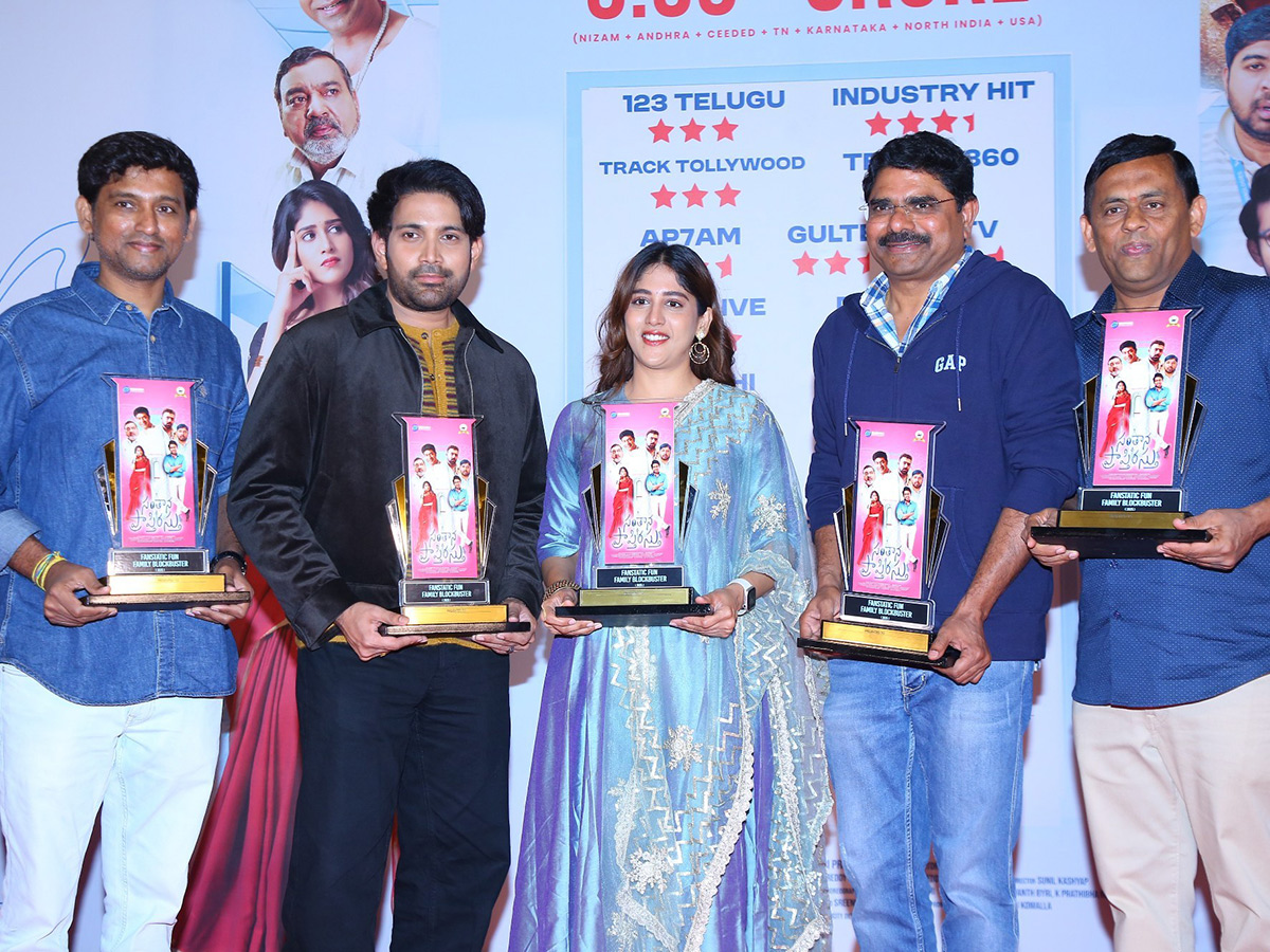 Santhana Prapthirasthu Success Meet Photos15