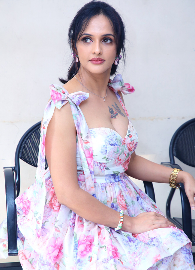 Tollywood Actress Jyothi Rai HD Latest Photos 16