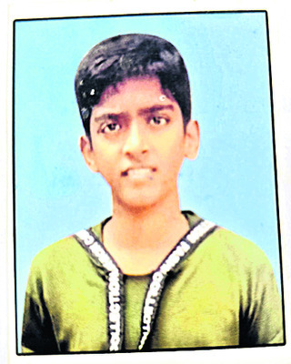 సముద్రంలో పదో తరగతి విద్యార్థి గల్లంతు 1