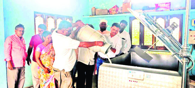 కపాస్‌ కిసాన్‌ యాప్‌ను  రద్దు చేయాలి
3