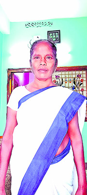 తడిసిన పంటను ప్రభుత్వమే కొనుగోలు చేయాలి 2