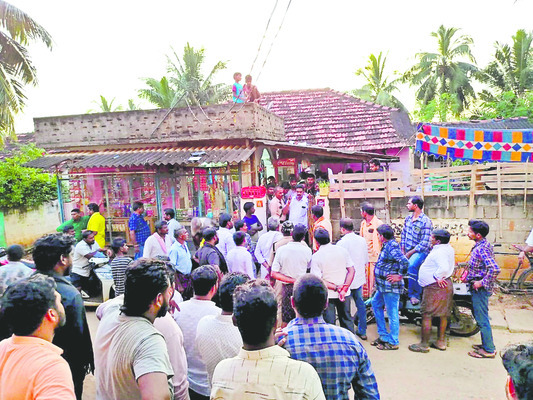 జిల్లా మలేరియా  అధికారిగా ప్రభాకర్‌ 1