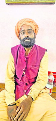 హత్య చేసి.. స్వామి అవతారమెత్తి..2