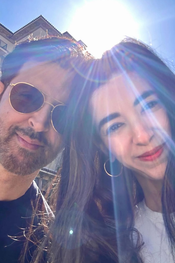 Hrithik Roshan pens love-filled post for partner Saba Azad on her birthday Photos3