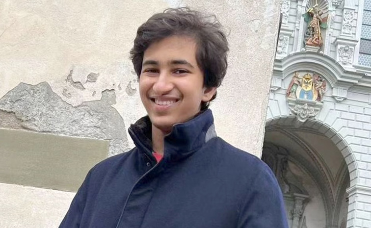 Mahesh Babu family is set To introduce Half a dozen debutants into Telugu Cinema Photos2