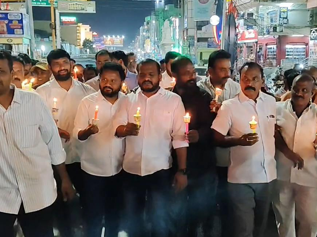 Kashibugga incident YSRCP candlelight rally in district centers photos13
