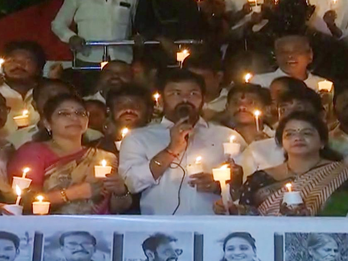 Kashibugga incident YSRCP candlelight rally in district centers photos16