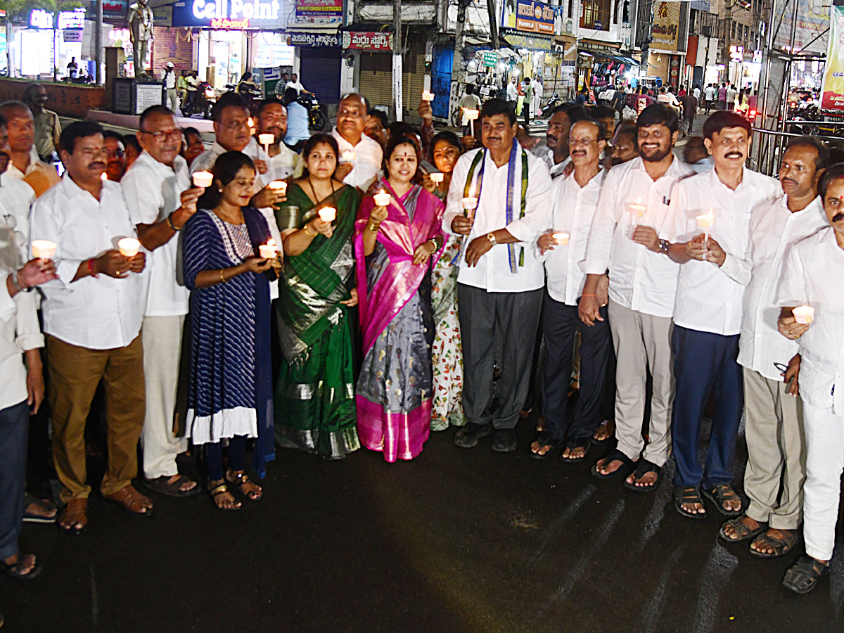 Kashibugga incident YSRCP candlelight rally in district centers photos7