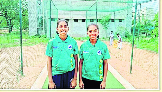 బ్యాట్‌ పడితే పరుగుల వర్షమే 1