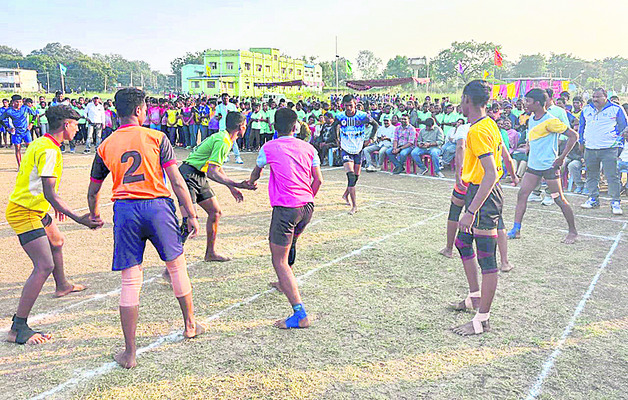 అట్టహాసంగా జోనల్‌స్థాయి పోటీలు1