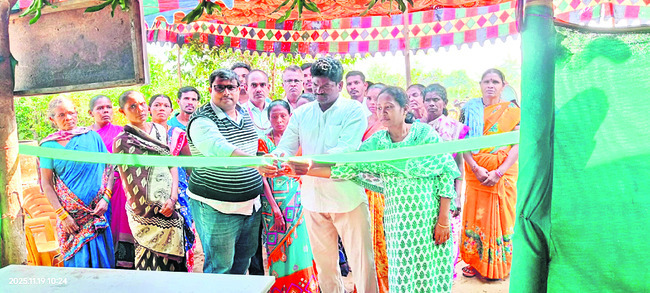 ములుకనపల్లిలో  పోస్టాఫీస్‌ ప్రారంభం
2