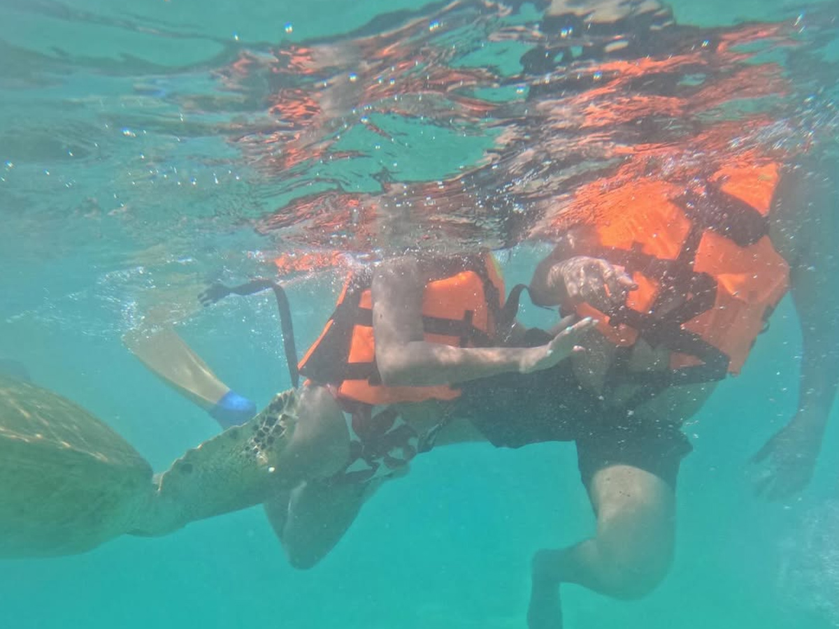 Amala Paul enjoying Her time In Sri Lanka with Her Husband Photos9