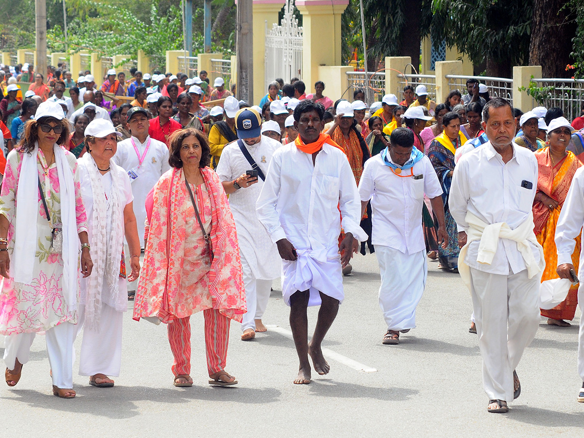 Mahasamadhi of Sri Sathya Sai Baba to pay obeisance in Puttaparthi18