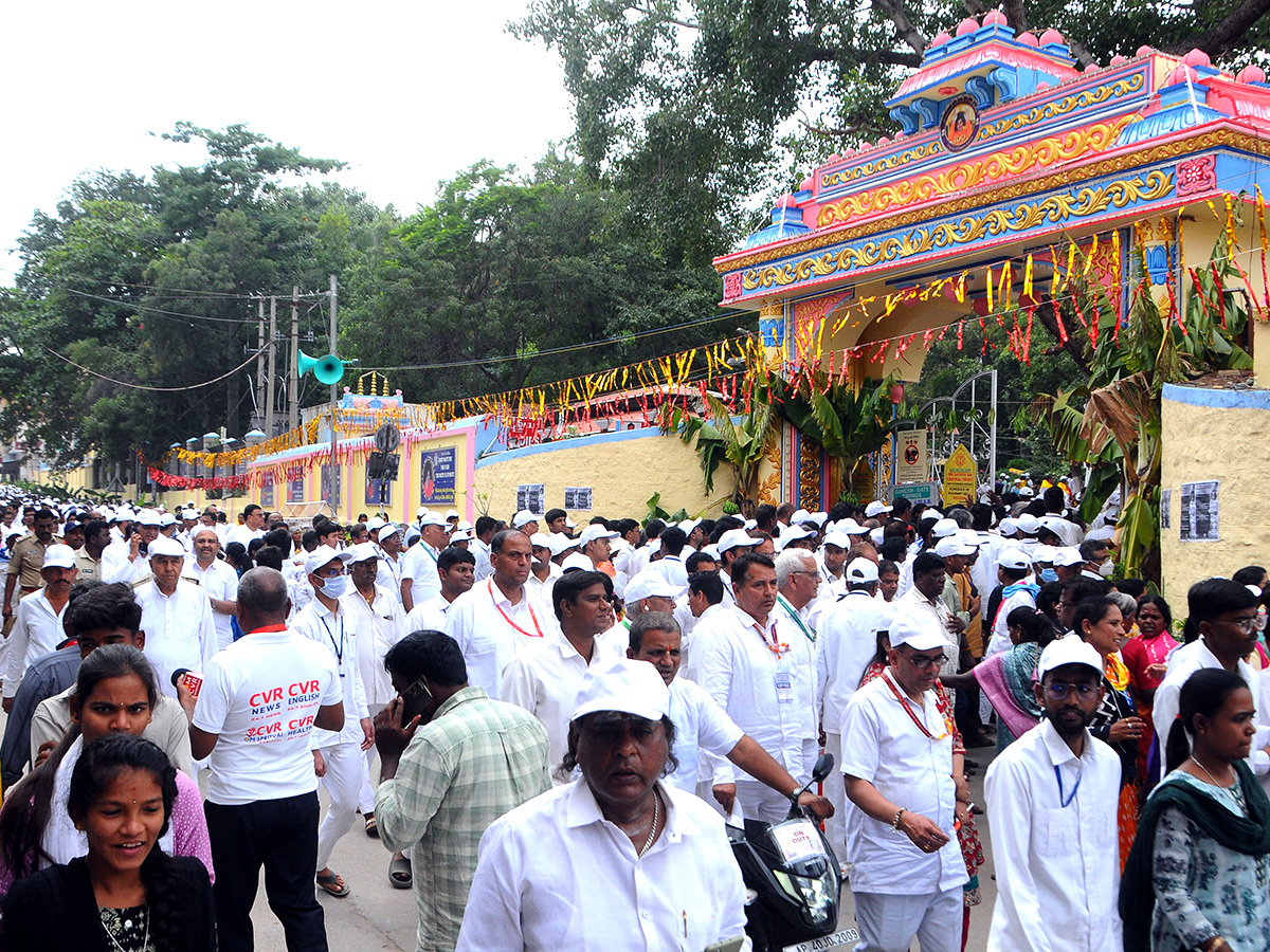 Mahasamadhi of Sri Sathya Sai Baba to pay obeisance in Puttaparthi23