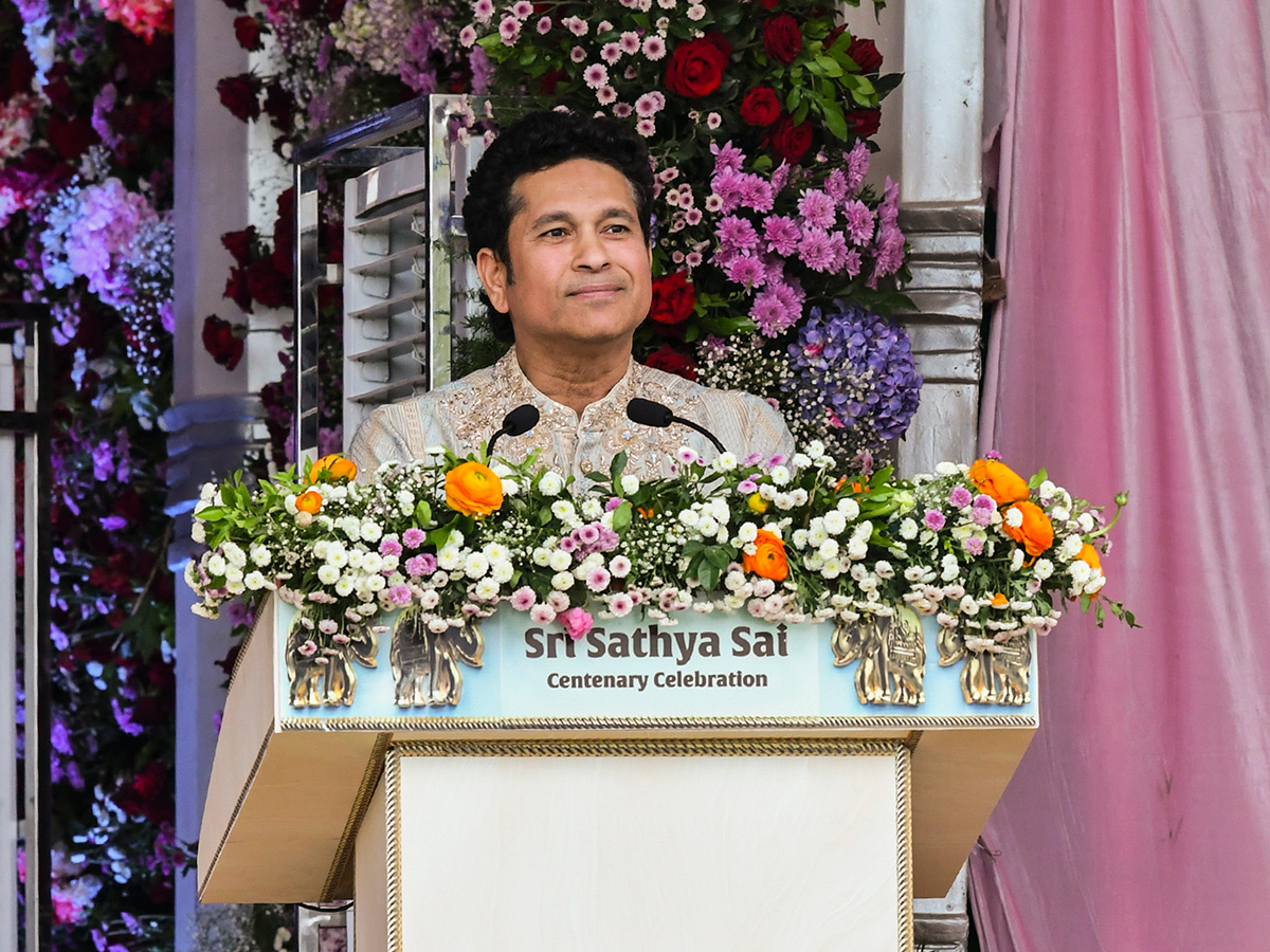 Mahasamadhi of Sri Sathya Sai Baba to pay obeisance in Puttaparthi24