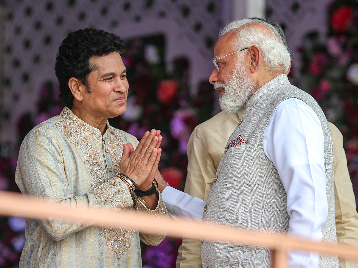 Mahasamadhi of Sri Sathya Sai Baba to pay obeisance in Puttaparthi26