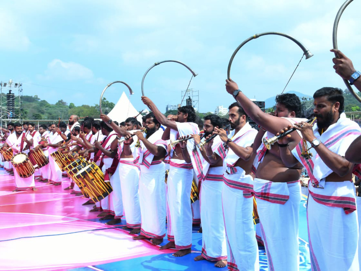 Mahasamadhi of Sri Sathya Sai Baba to pay obeisance in Puttaparthi9