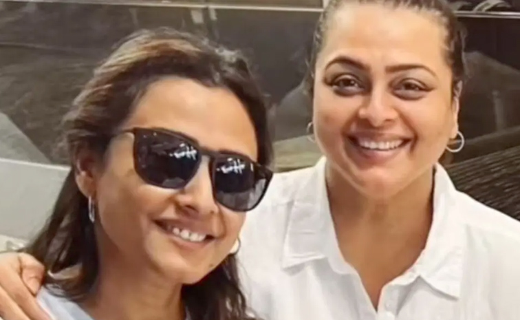 Namrata Shirodkar Sister Shilpa Shirodkar BIrthday Shared Cute Post On SOcial Media Photos11