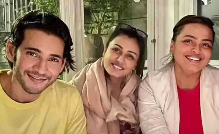 Namrata Shirodkar Sister Shilpa Shirodkar BIrthday Shared Cute Post On SOcial Media Photos8