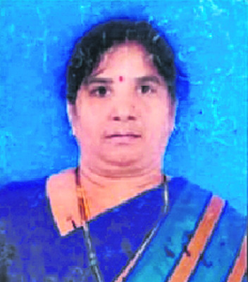 ఇల్లు జగనన్నది.. పేరు పచ్చనేతలది..5