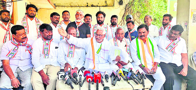 పార్టీ మారిన    వారిపై చర్యలు తప్పవు1