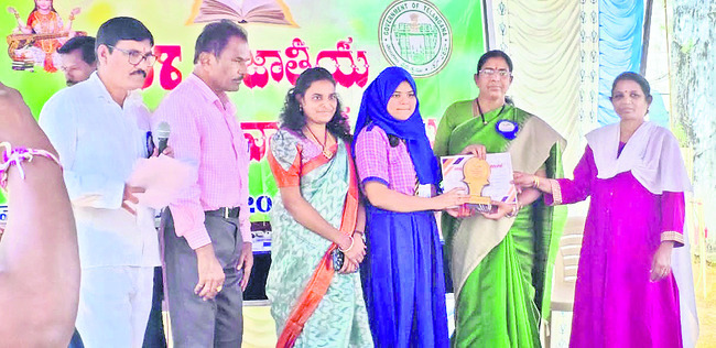 పేదలకు వరం సీఎంఆర్‌ఎఫ్‌1