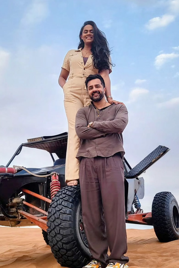 Actress Radha Daughter Karthika Nair 2nd Year Wedding Anniversary Photos2