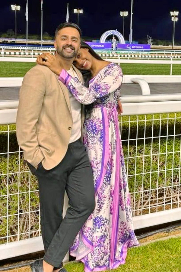 Actress Radha Daughter Karthika Nair 2nd Year Wedding Anniversary Photos11