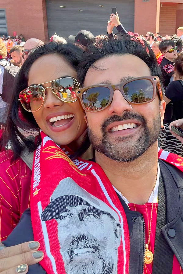 Actress Radha Daughter Karthika Nair 2nd Year Wedding Anniversary Photos13