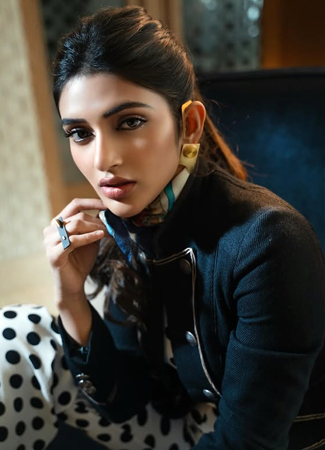 sreeleela lookspretty in latest photos2