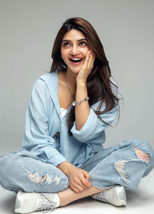 sreeleela lookspretty in latest photos12