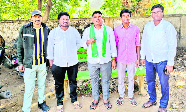 దామోదర్‌ పేరుతో ఫోన్‌ చేస్తున్నదెవరు..?
1