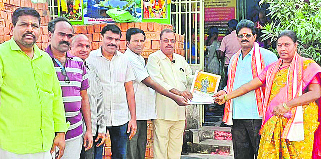 జిల్లా కోర్టులో న్యాయదేవత విగ్రహావిష్కరణ  
2