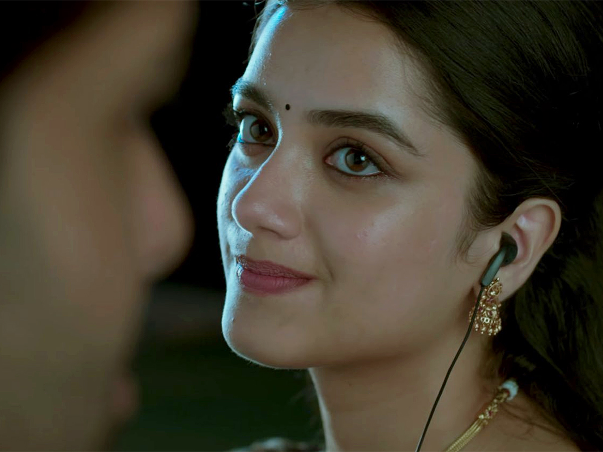 Andhra King Taluka Movie Stills HD13