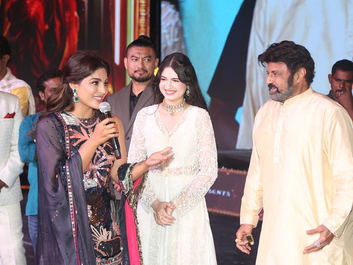 Nandamuri Balakrishna Akhanda 2 Trailer Launch Photos10