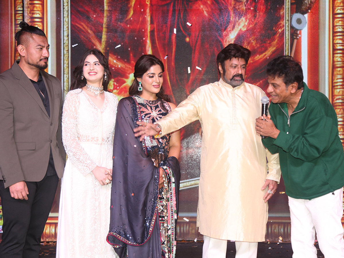 Nandamuri Balakrishna Akhanda 2 Trailer Launch Photos13