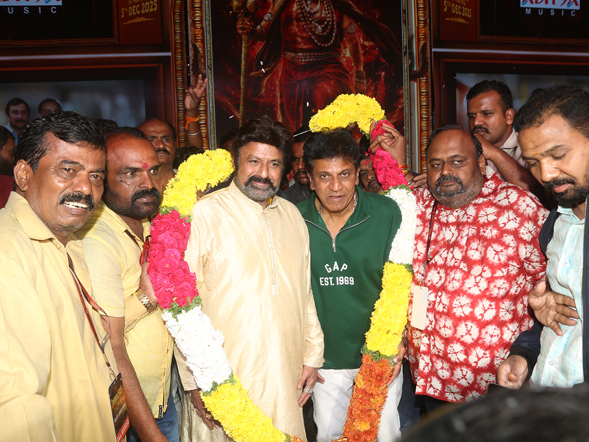 Nandamuri Balakrishna Akhanda 2 Trailer Launch Photos6