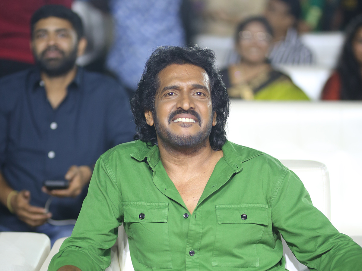 Andhra King Taluka Musical Concert At Visakhapatnam Photos10