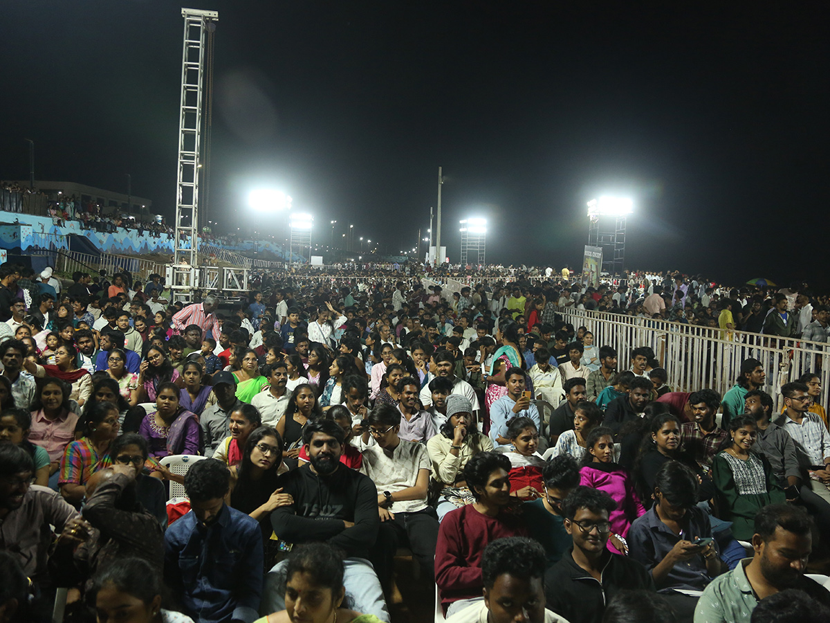 Andhra King Taluka Musical Concert At Visakhapatnam Photos4