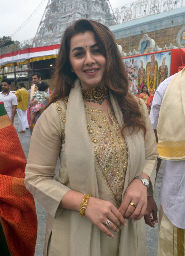 Actress Nikki Galrani at Tirumala Srivari Seva Photos9