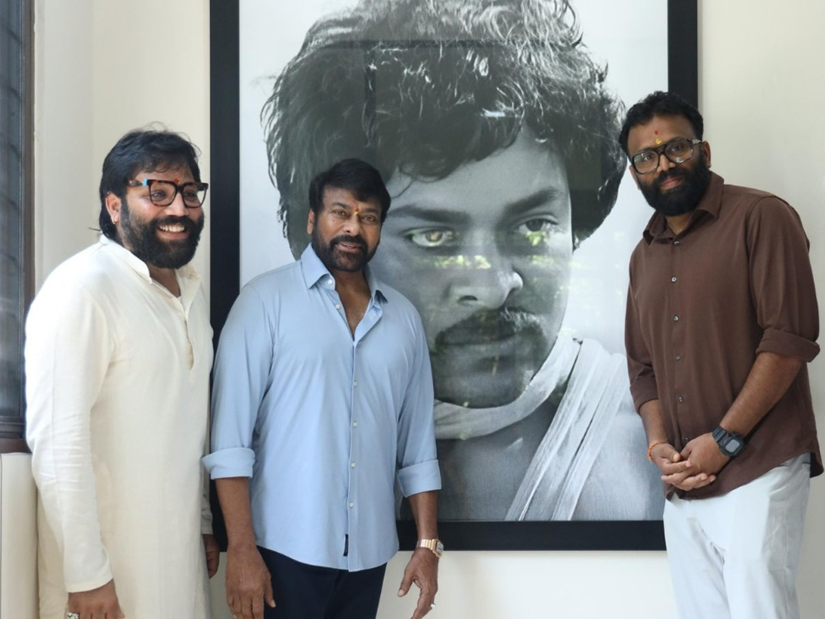 Prabhas' 'Spirit' movie formally launched by megastar chiranjeevi (Photos)4