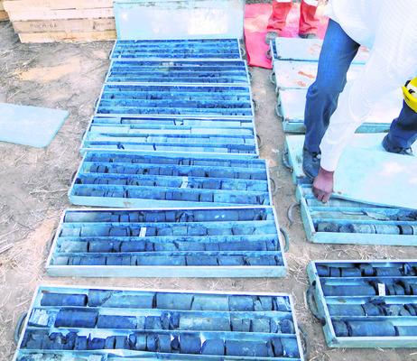 నల్ల బంగారం.. తవ్వకాలకు సిద్ధం1