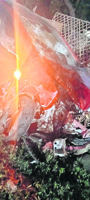 ఆటోను ఢీకొట్టిన కారు 1