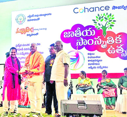 విద్యార్థులకు  చెకుముకి పోటీలు 4