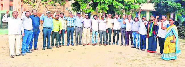 కలెక్టరేట్‌లో నేటి గ్రీవెన్స్‌ రద్దు2