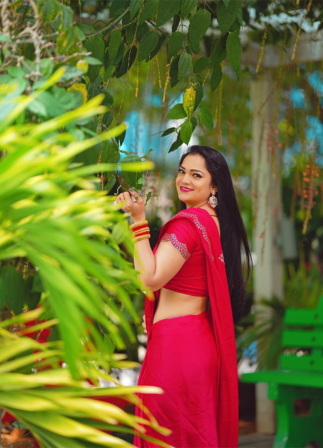 Bigg Boss Fame Ashwini Sri HD Photos14