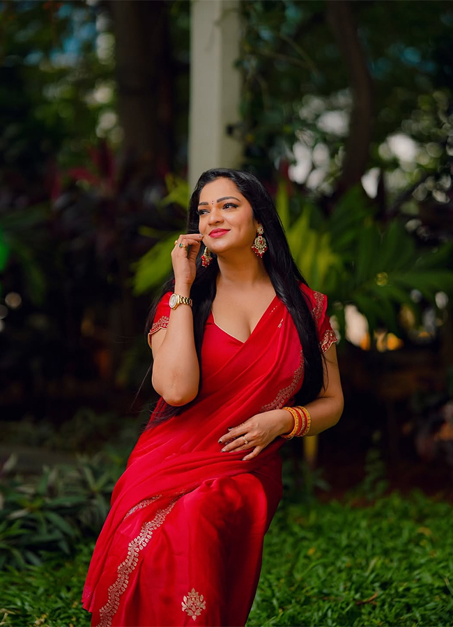 Bigg Boss Fame Ashwini Sri HD Photos16