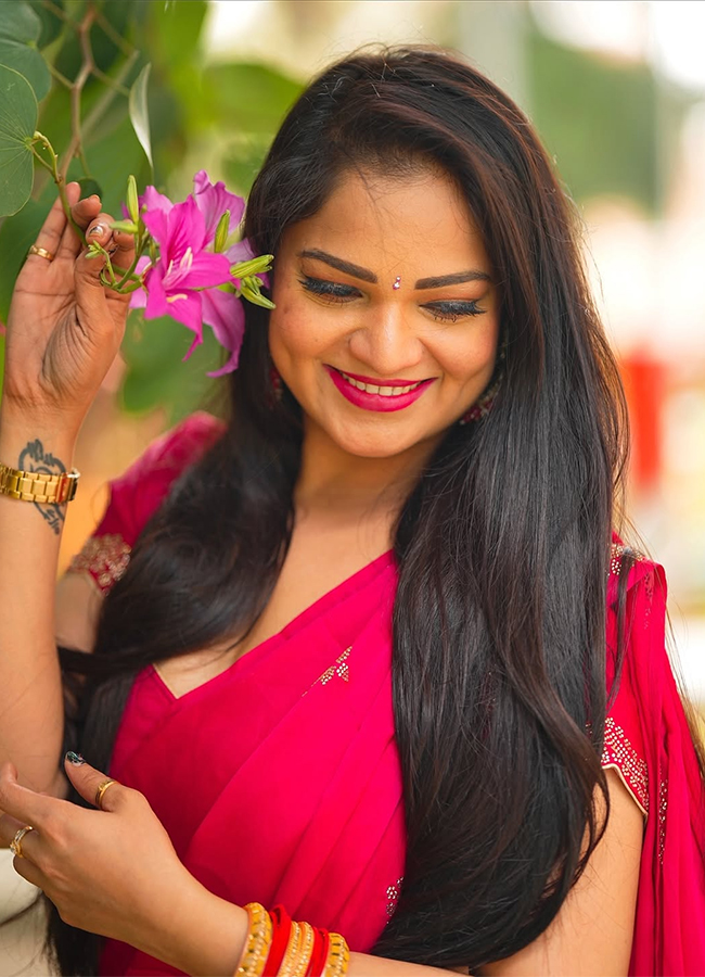 Bigg Boss Fame Ashwini Sri HD Photos9