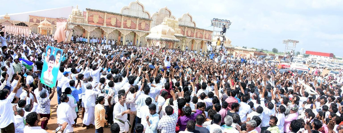 YS Jagan Attend Marriage At Raptadu Thopudurthi Prakash Reddy9